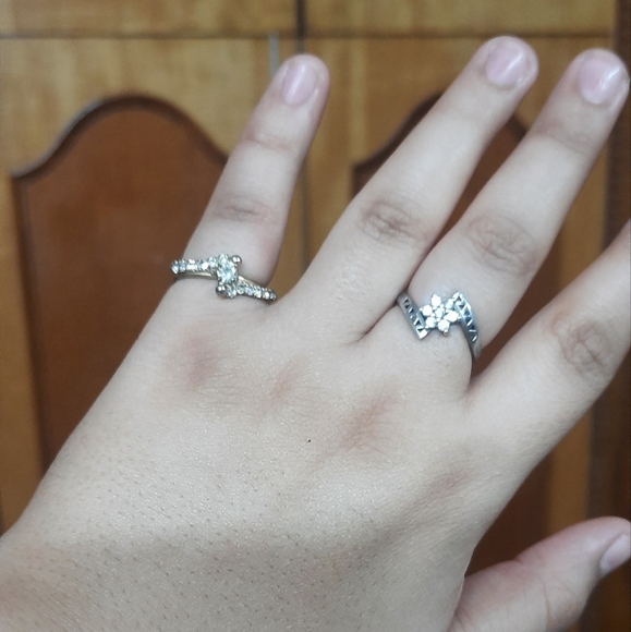 Gold-plated Diamond Ring - Picture 2 of 3